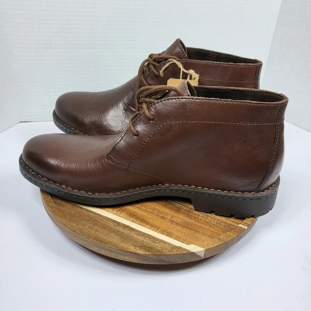 Born Men's Lincoln Brown Leather Handcrafted Chukka Boots Size 11